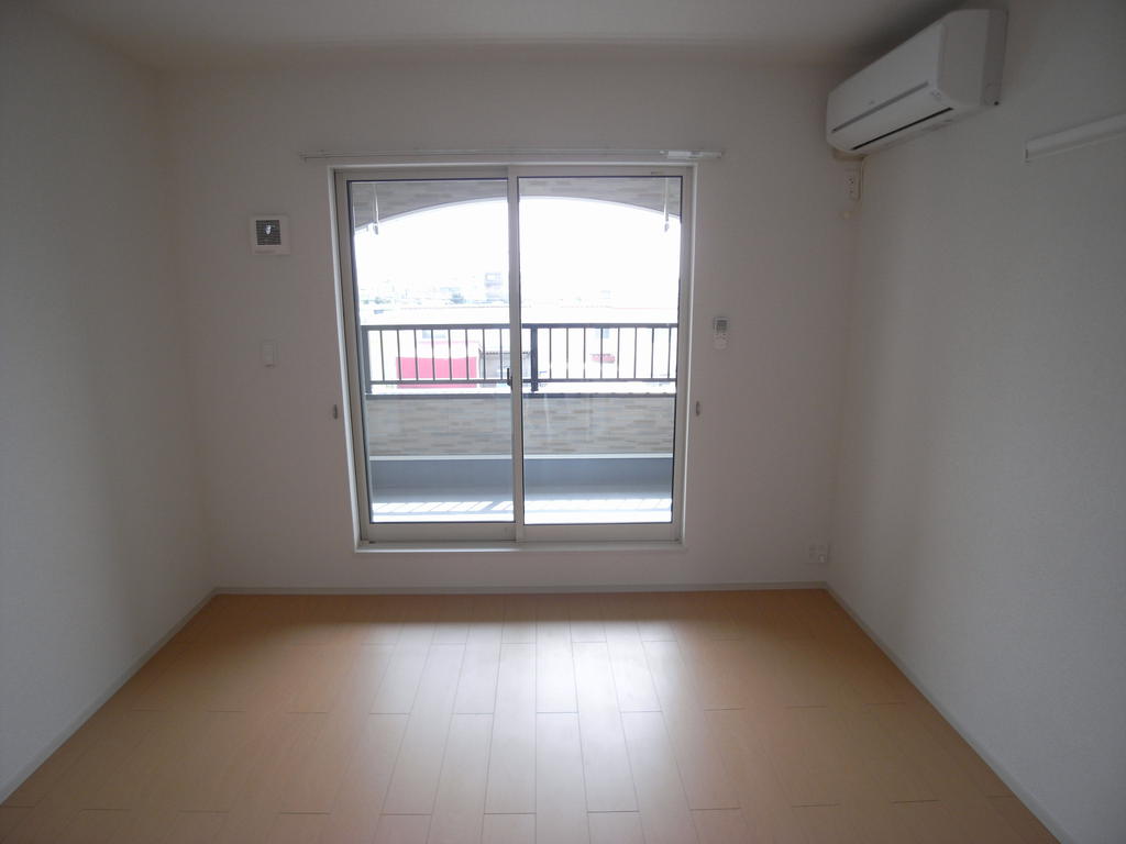 Other room space