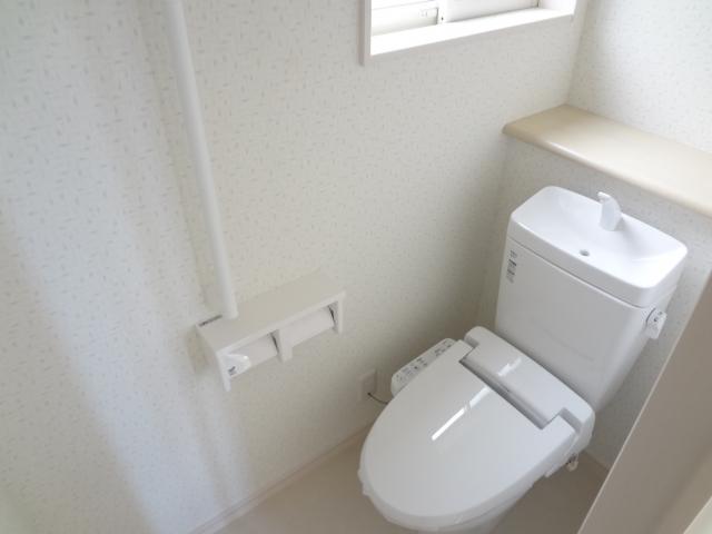 Toilet. Second floor toilet