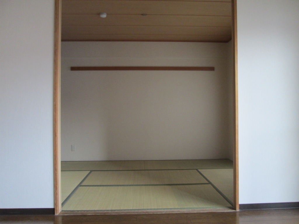 Other room space