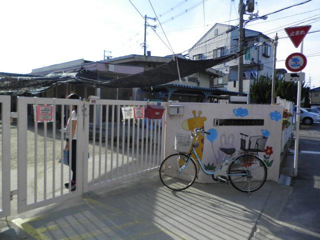 kindergarten ・ Nursery. Violet until the nursery 854m