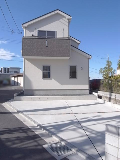 Local appearance photo