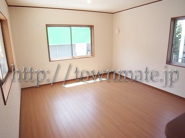 Same specifications photos (living). Bright, airy and welcoming spacious living