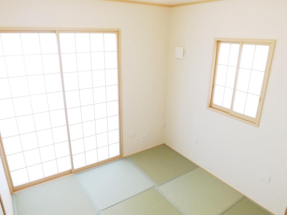Non-living room. Local photos (Japanese-style)