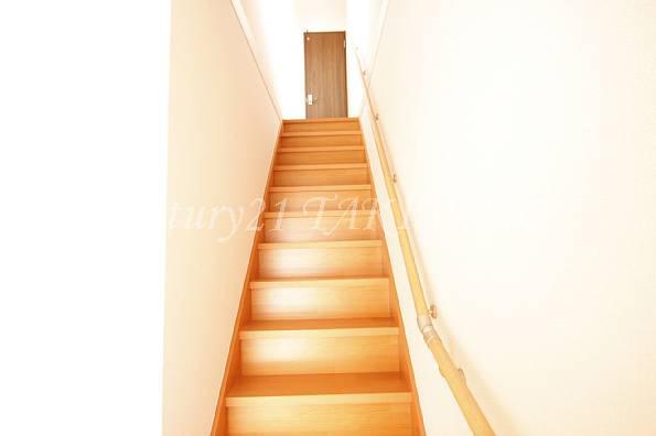 Other introspection. Stairs is safe railing with! !