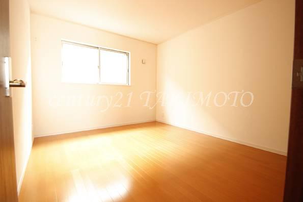 Non-living room. ventilation ・ Lighting is good! !