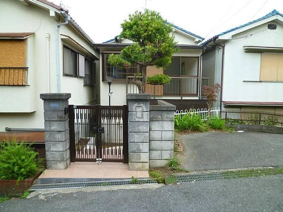 Local appearance photo. It has been completely renovated! !