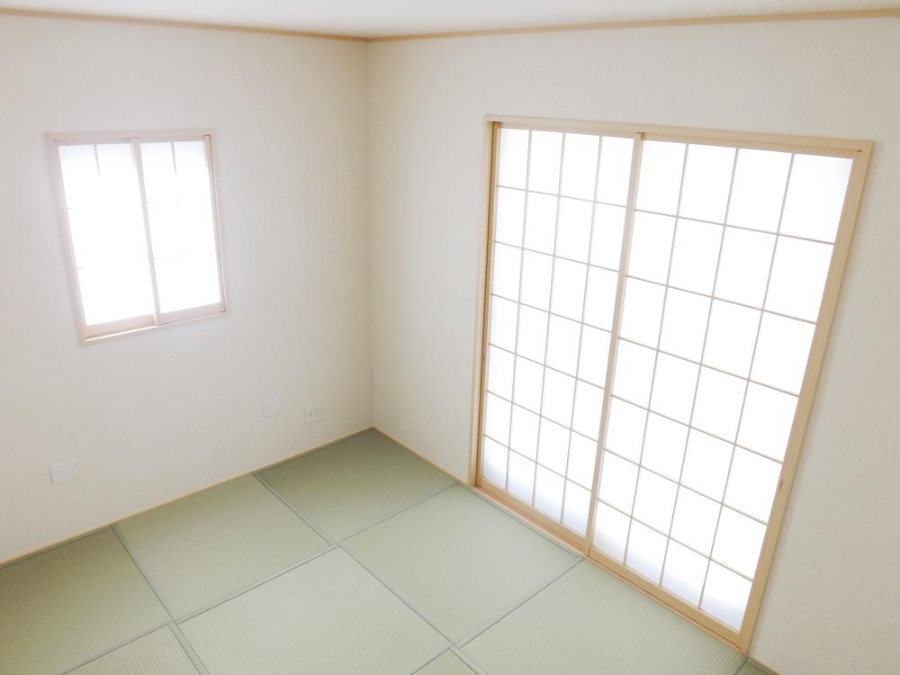Non-living room. Local photos (Japanese-style)