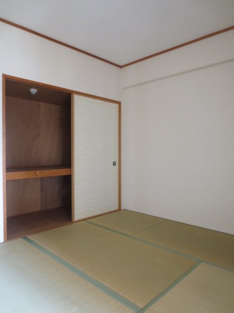 Living and room. Japanese-style space