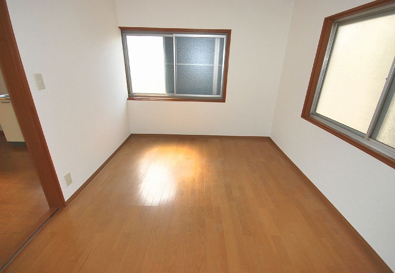 Other room space. Western style room