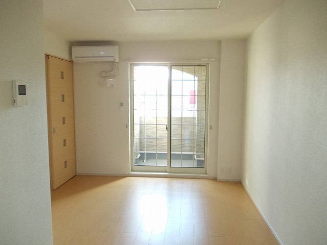 Living and room