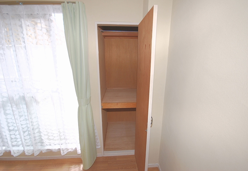 Receipt. Western style room Things input Open