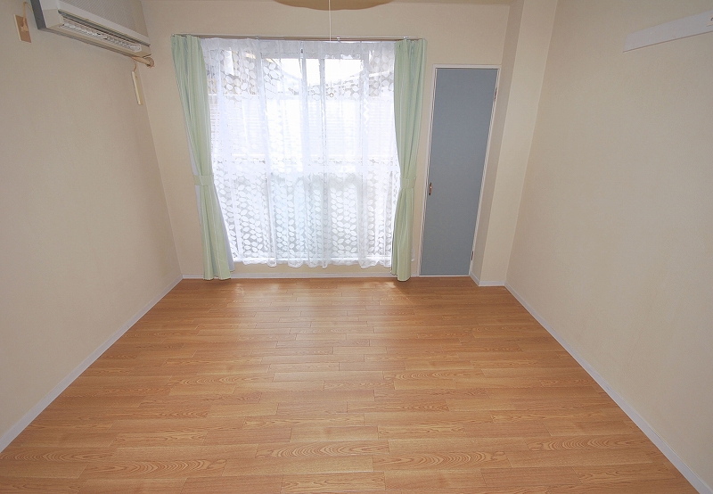 Living and room. Western style room