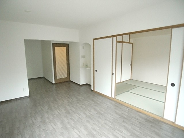 Living and room