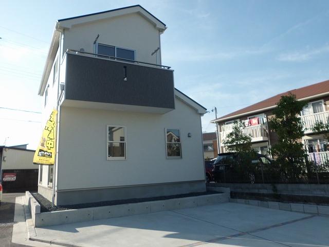 Local appearance photo. October 28,