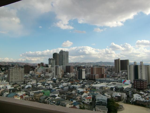 View photos from the dwelling unit. View from the site (December 2013) Shooting