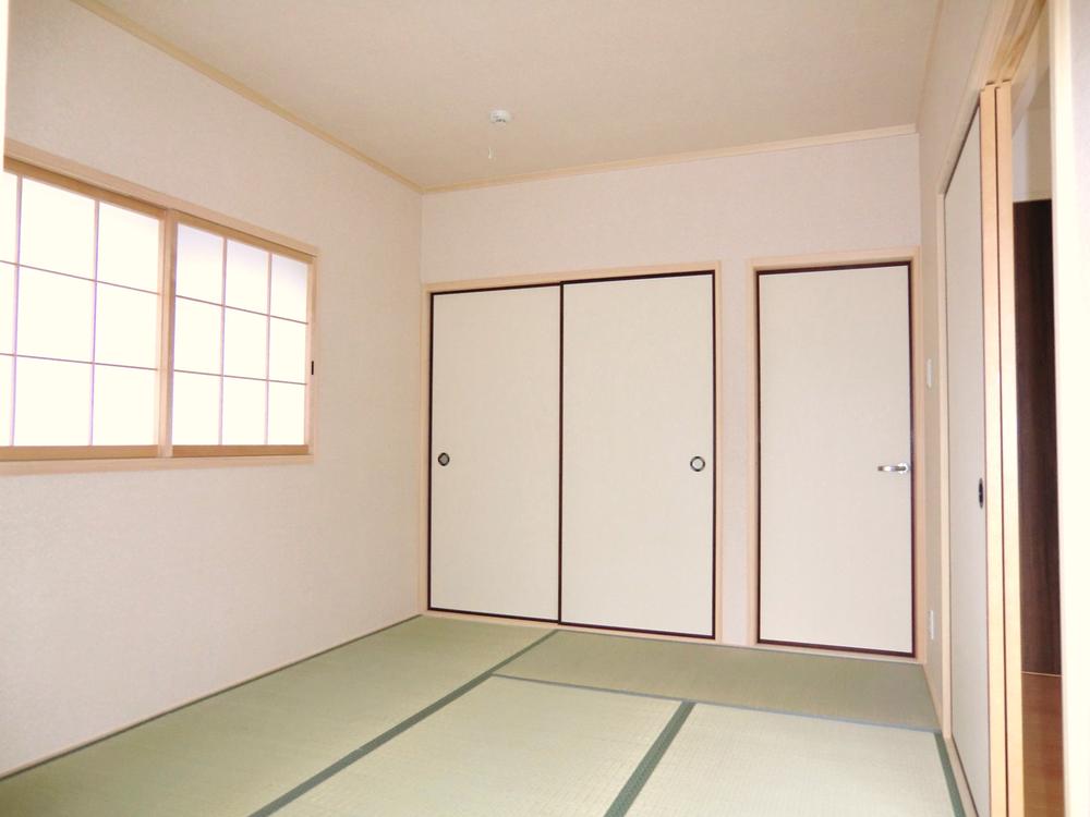 Non-living room. The company enforcement example (Japanese-style)