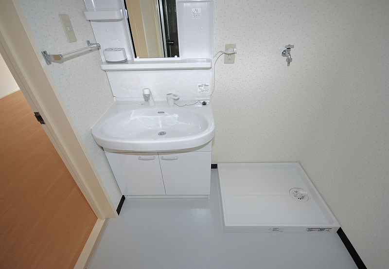 Washroom. Washroom