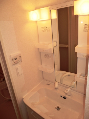 Washroom. SanRyo Residence