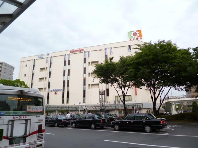 Supermarket. Izumiya to Neyagawa shop 503m