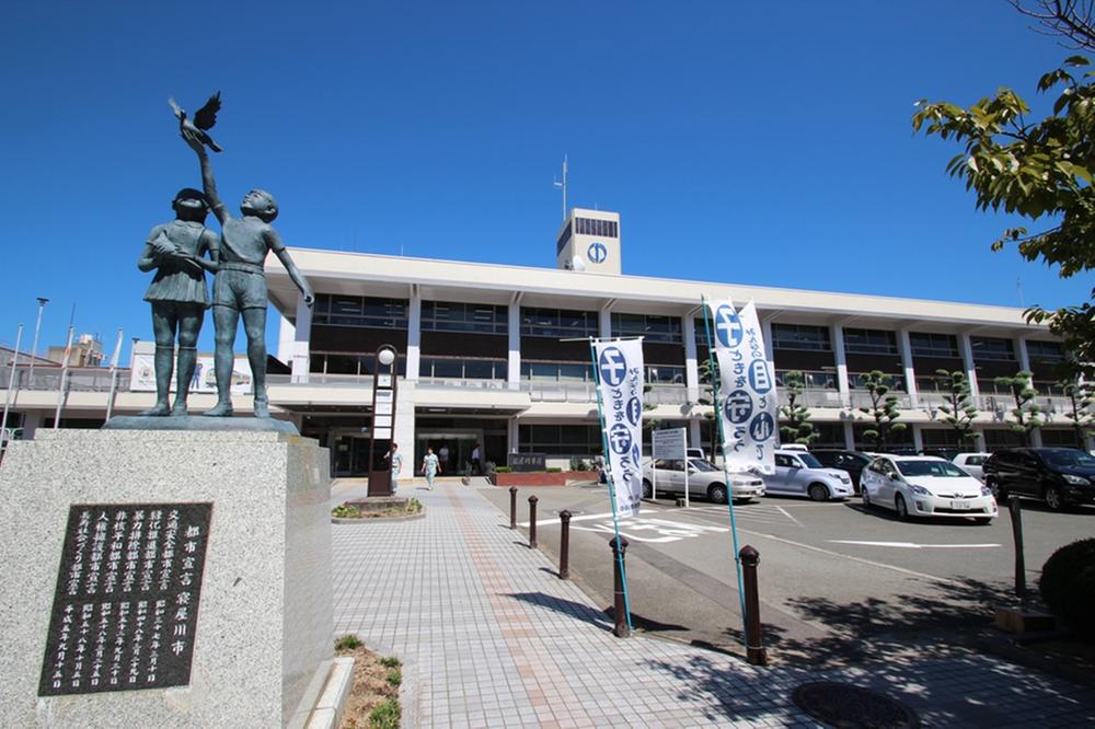 Government office. Neyagawa 2586m to city hall