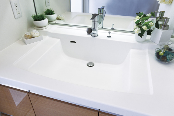 Bathing-wash room.  [Bowl-integrated counter] Bowl-integrated counter that quality artificial marble has been adopted. Basin space of modern design has been directed (same specifications)