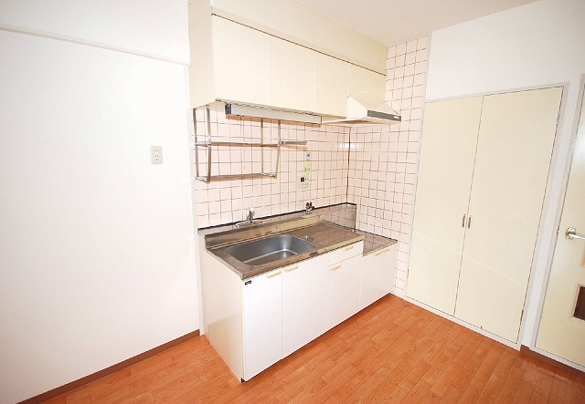 Kitchen. Kitchen