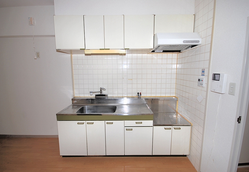 Kitchen. Kitchen