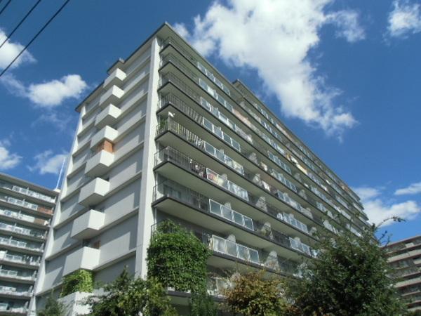 Local appearance photo. Begin life of peace is in this area