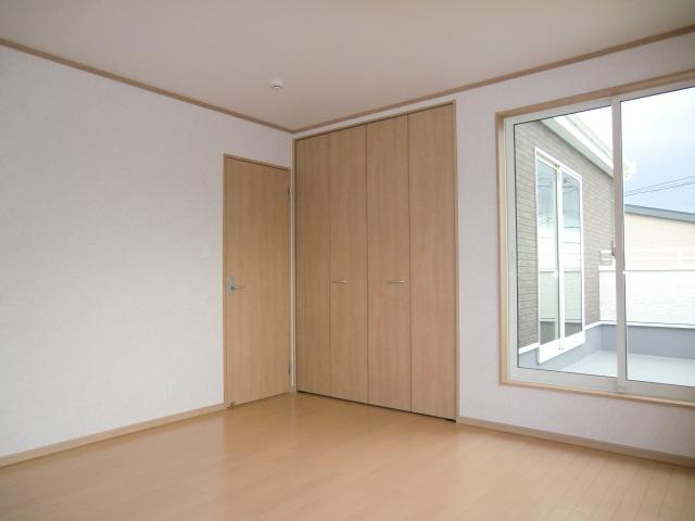 Same specifications photos (Other introspection). Same specifications photos (Western-style)