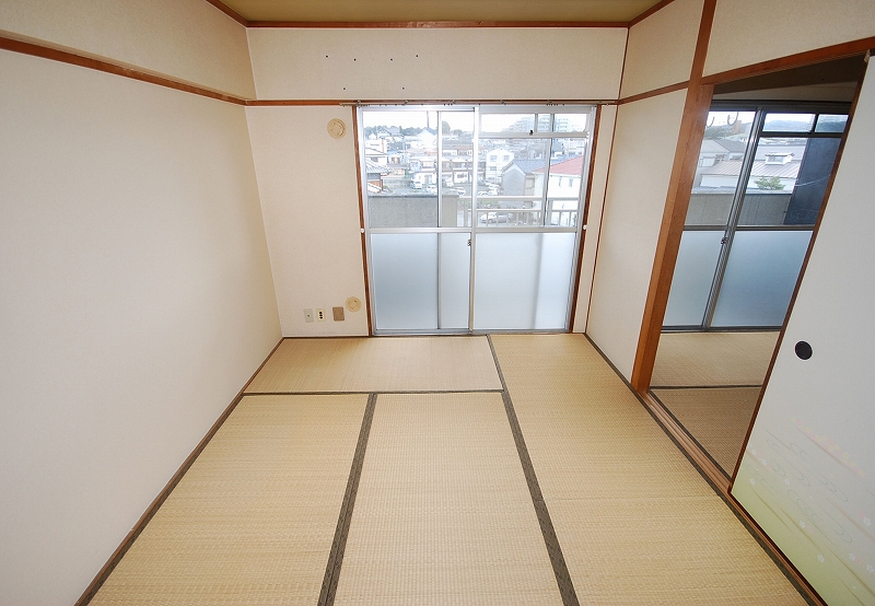 Other room space. Japanese style room