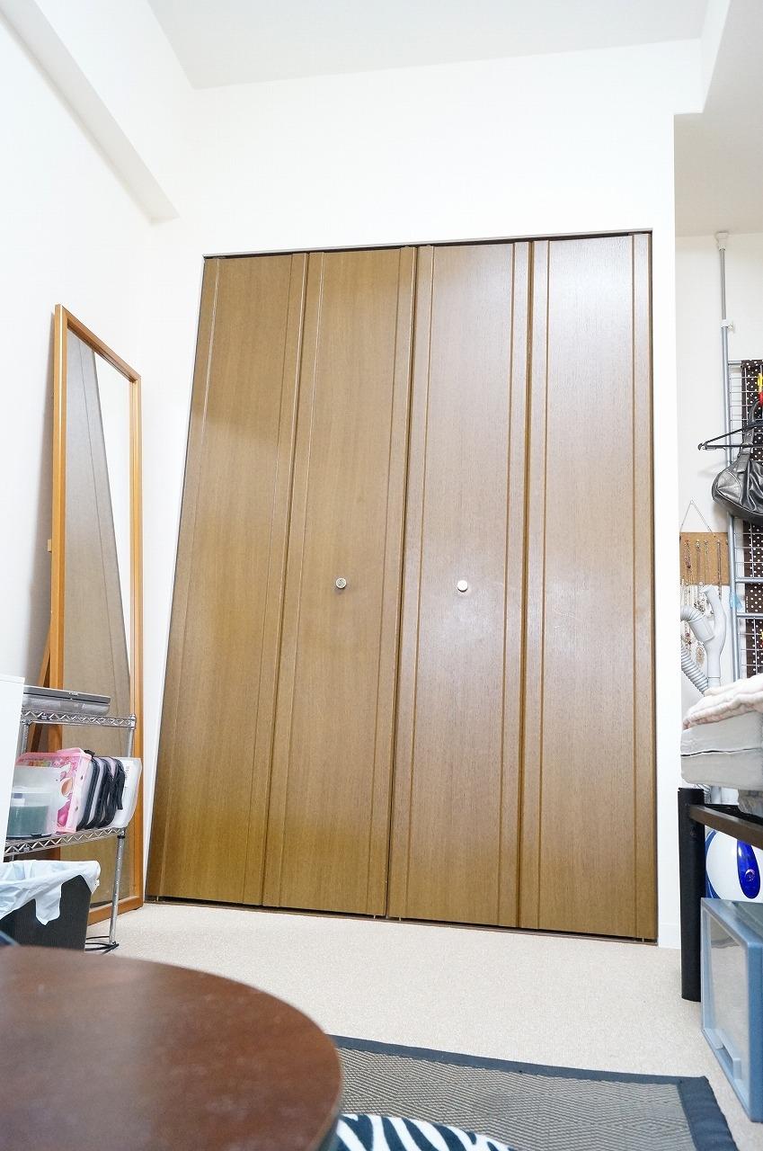 Non-living room. Western part