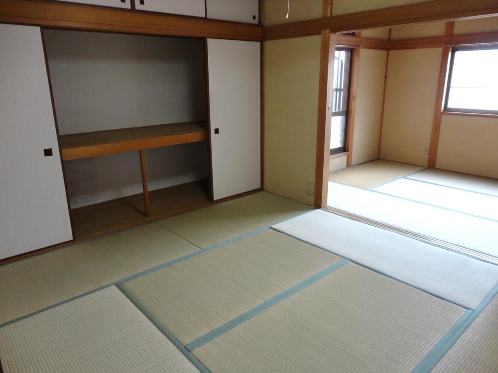 Other introspection.  ◆  ◆ Japanese-style room 8 quires storage is also plenty of ◆  ◆ 