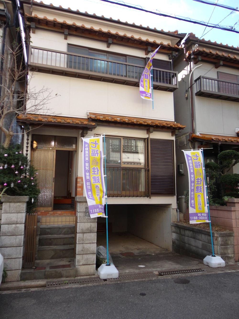 Local appearance photo. ◆ ◆ Spacious front in pre-outer wall paint ◆ ◆