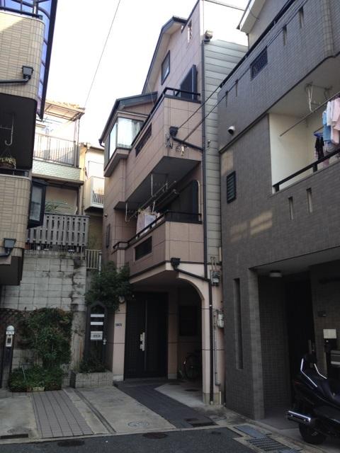 Local appearance photo. Local (November 2013) Photo: located in a quiet residential area