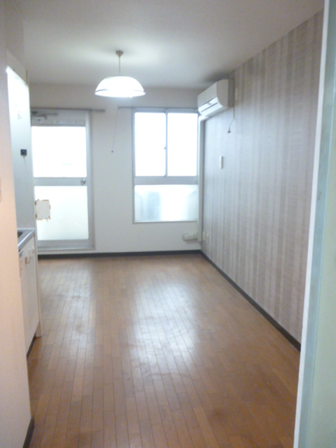 Living and room