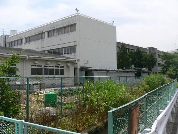 Primary school. Neyagawa 855m to stand Ikeda elementary school