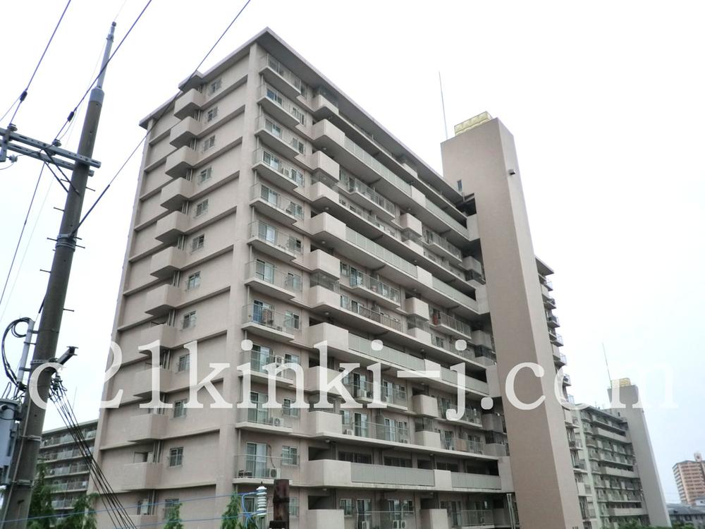 Local appearance photo. Local appearance photo Higashi-Neyagawa Station 1-minute walk! Super Izumiya 1 minute walk! Current large-scale repairs in! Reborn to clean! (Photo before repair)