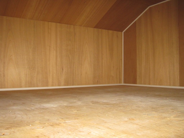 Receipt. Large attic storage