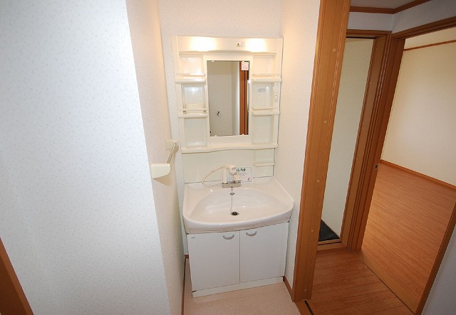 Washroom. Washroom