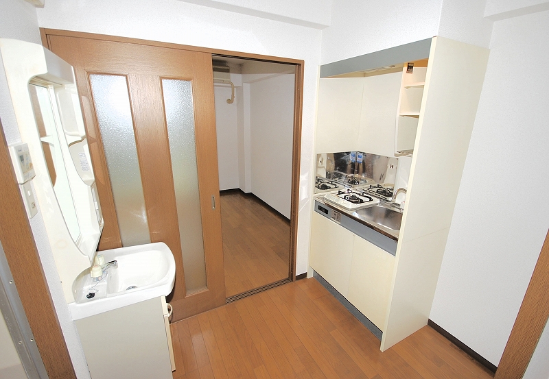 Kitchen. Kitchen (2)