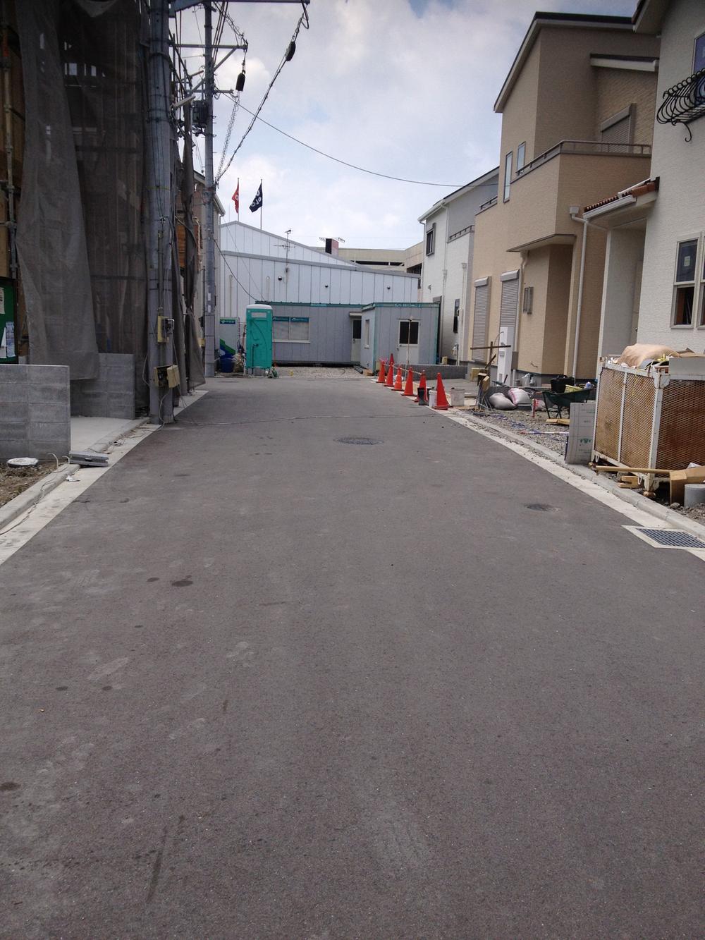 Local photos, including front road. Current, This site landscape of Takamiya. s conclusion of a contract is unity day by day, People who move are increasing. There are still compartment free. Please hurry!