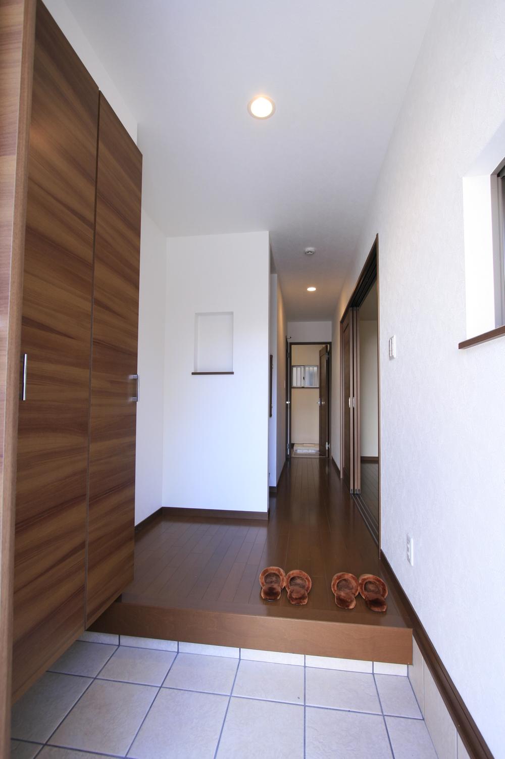 Same specifications photos (Other introspection)