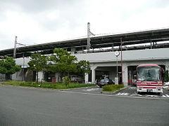 station. Keihan Kayashima a 20-minute walk to the Train Station