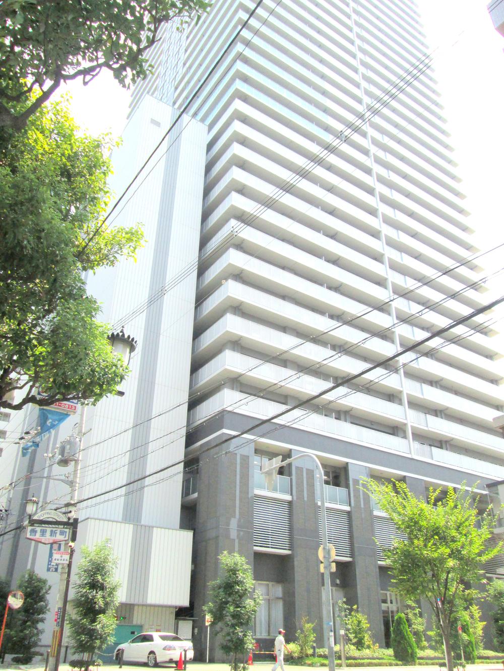 Local appearance photo. Local (11 May 2013) Shooting