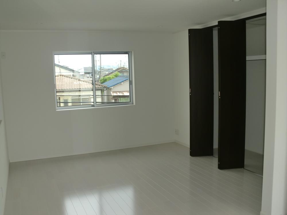 Other introspection. Same specifications Photos