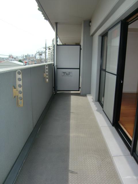 Balcony. Local (12 May 2013) Shooting