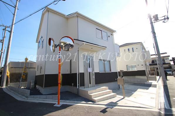 Local photos, including front road. There is a feeling of opening per corner lot!