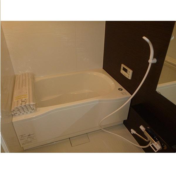 Bathroom. Indoor (2013) Shooting