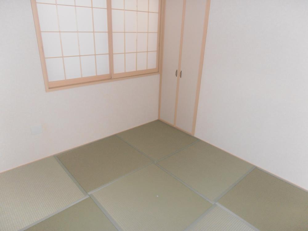 Non-living room.  ◆ Japanese-style room