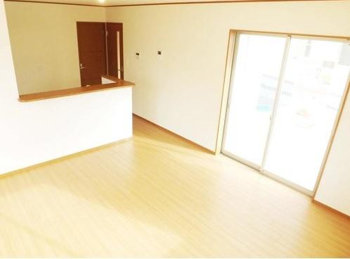 Living. Local photos (living) Unnecessary and easy care wax!